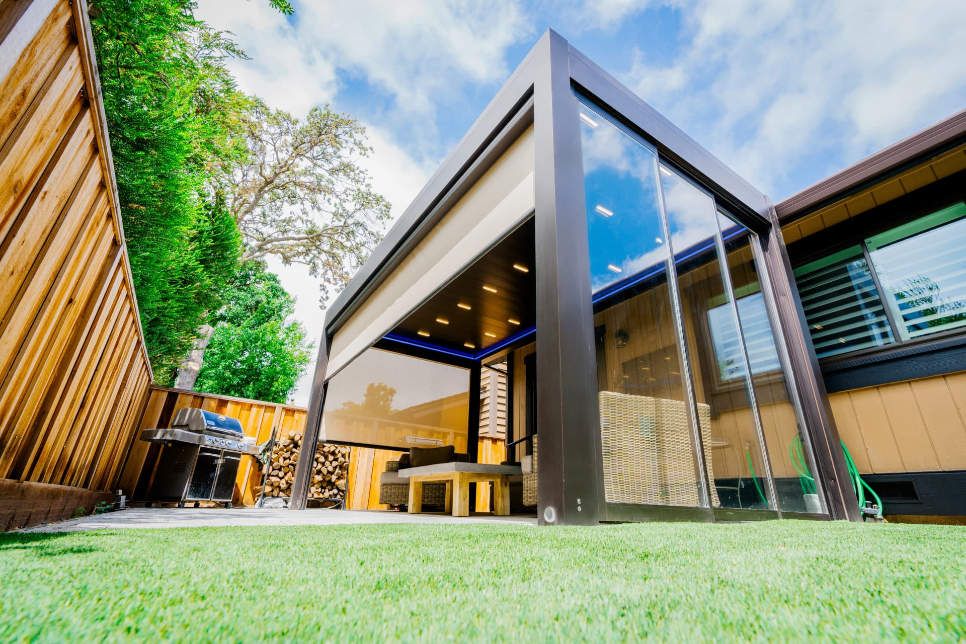 Backyard Jacuzzi Pavilion - San Francisco Residence